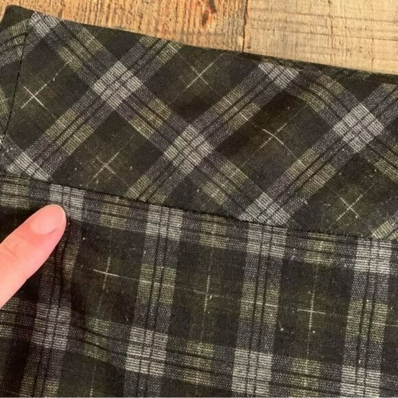 Erica Taylor women's size XL Stich Fix black and grays plaid pants - Picture 2 of 10